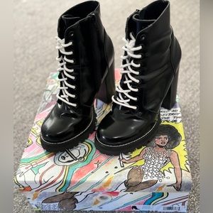 Jeffrey Campbell blk Booties